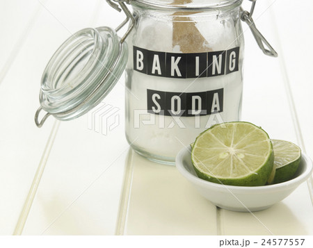 baking soda 24577557