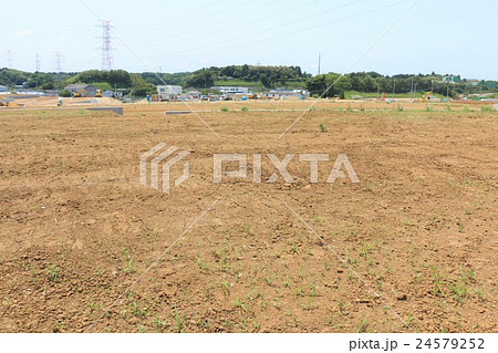 再開発の更地 24579252