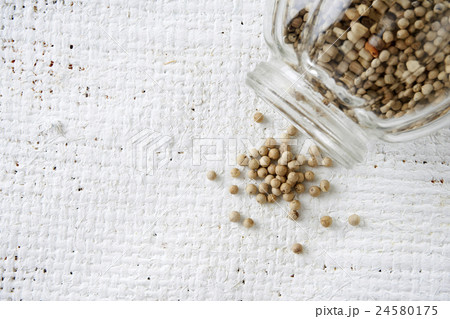 peppercorn peppercorn 24580175
