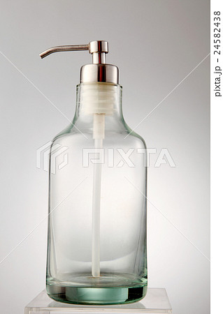 glass dispenser 24582438