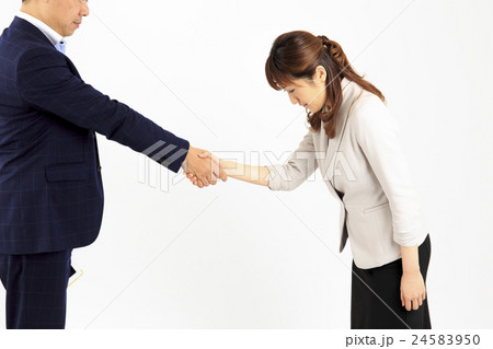 働く女性　コミュニケーション 24583950