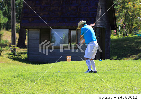 ティーショットの瞬間のボール 24588012