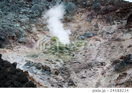 那須岳 茶臼岳噴気孔 那須岳 茶臼岳噴気孔 24588214