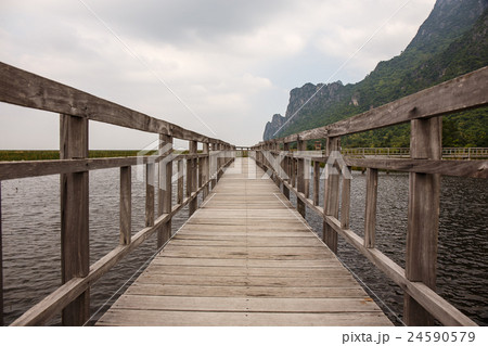 Khao Sam Roi Yod National Park, Thailand. 24590579