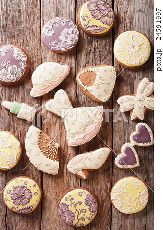 Beautiful gingerbread for the girl close-up Beautiful gingerbread for the girl close-up 24591997