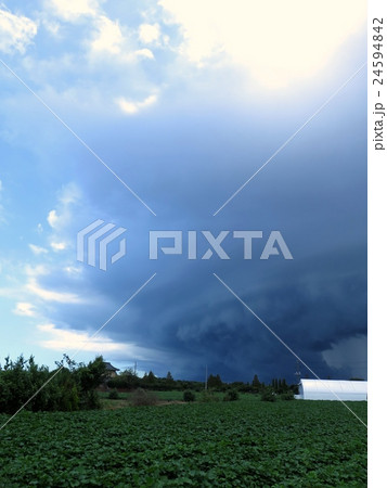 雨雲 24594842