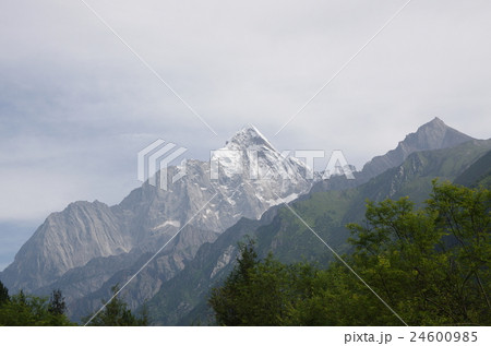 四姑娘山 24600985