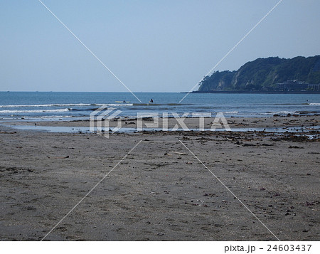 鎌倉 由比ヶ浜 引き潮 鎌倉 由比ヶ浜 引き潮 24603437