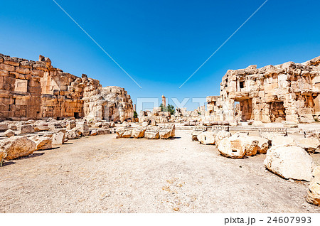 世界遺産バールベック(レバノン、ベカー高原) 世界遺産バールベック(レバノン、ベカー高原) 24607993