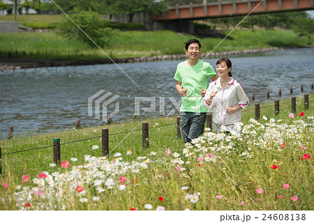 ミドルカップル イメージ 24608138