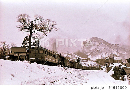 昭和45年　DF50とD51重連貨物列車　奥羽本線碇ヶ関　 24615000
