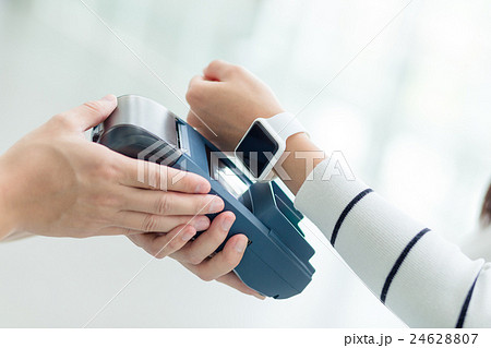 Customer pay with smart watch 24628807