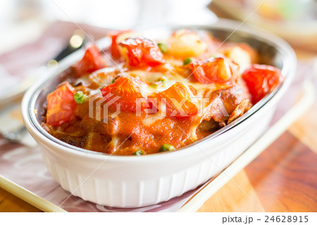 Baked pork rice 24628915