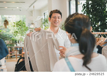 shopping complex　　　　　撮影協力：TENOHA DAIKANYAMA 24629525