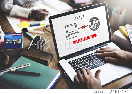 Error 404 Alert Crash Wrong Failure Problem Concept Error 404 Alert Crash Wrong Failure Problem Concept 24632170