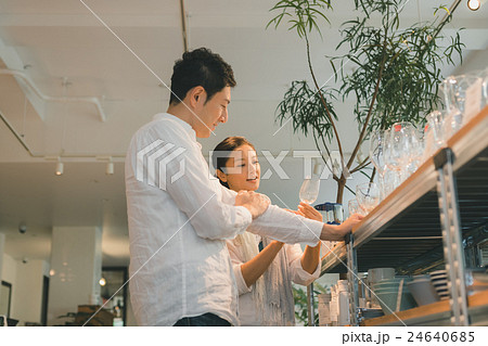 shopping complex　　　　　撮影協力：TENOHA DAIKANYAMA 24640685