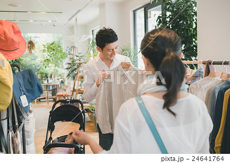 shopping complex　　　　　撮影協力：TENOHA DAIKANYAMA 24641764
