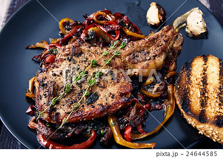 Club steak. Meat ribs 24644585