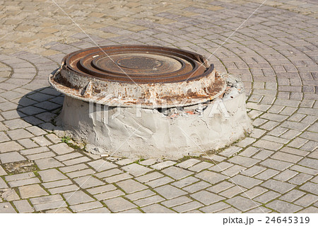 MOVE well cover on a concrete pedestal 24645319