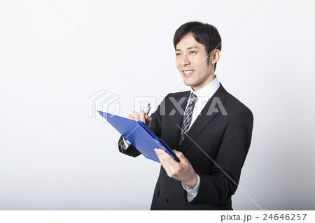 商談するビジネスマン 24646257