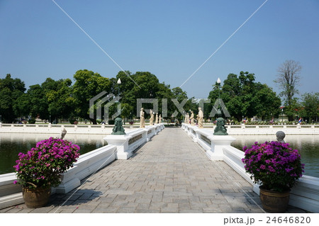 Bang Pa-In Palace, Summer Palace, Ayutthaya, Thail 24646820