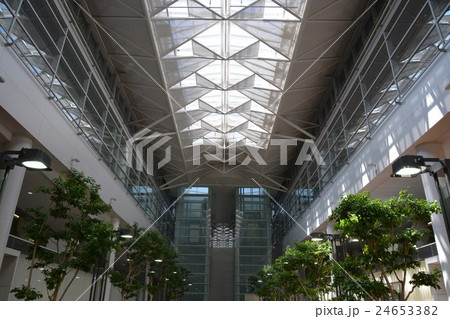 デザイン パターン ガラス窓 デザイン パターン ガラス窓 24653382