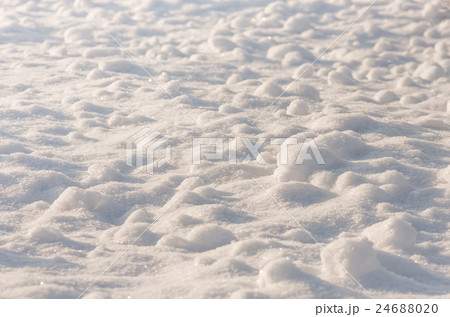 Natural winter background with snow drifts 24688020