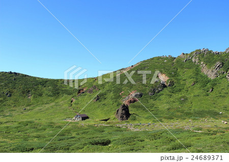 岩手山九合目避難小屋 24689371