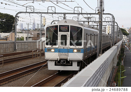［OH］小田急線2000形（各駅停車・帯原型車） 24689788