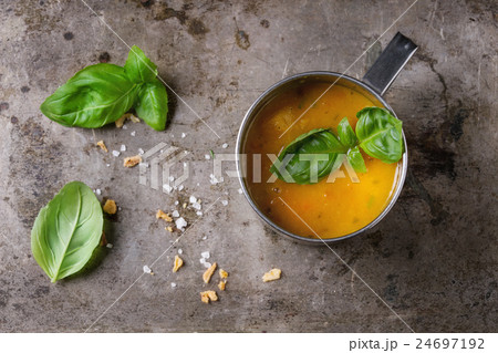 Bowl of carrot soup 24697192