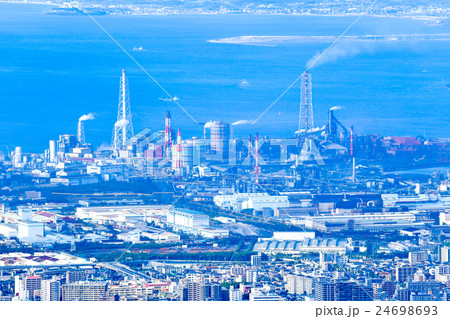 夏の皿倉山　北九州市街一望 24698693