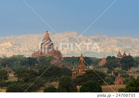 The plain of Bagan(Pagan), Mandalay, Myanmar The plain of Bagan(Pagan), Mandalay, Myanmar 24700735
