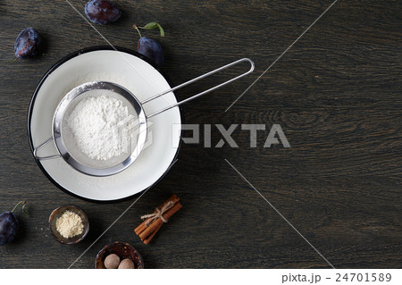 Plum pie cooking Plum pie cooking 24701589