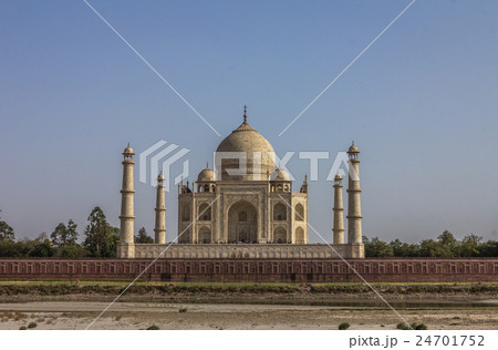 The Taj Mahal 24701752