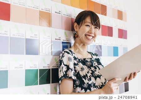 デザイナー デザイナー 24708941