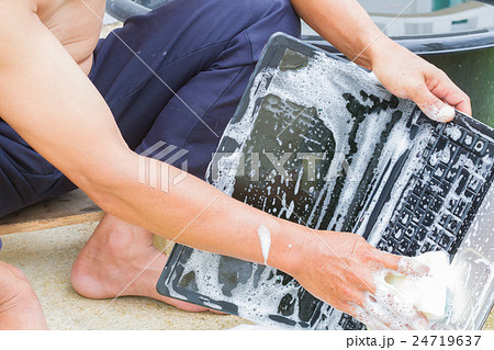 closeup cleaning computer notebook closeup cleaning computer notebook 24719637