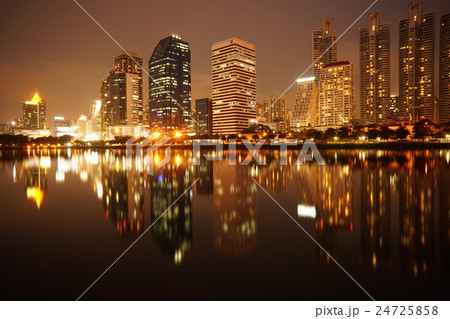 バンコクの夜景（Night View of Bangkok Downtown, Thailand） 24725858