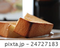 トースト 24727183
