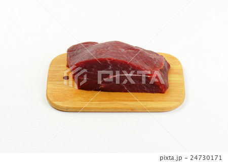 raw beef meat 24730171