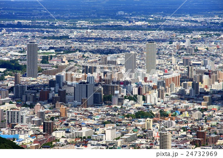 初秋の奥三角山から見る札幌の街並み 24732969