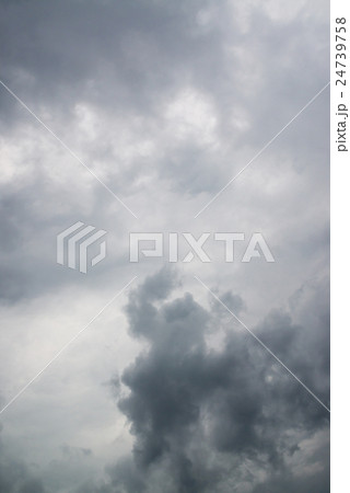 雨雲 暗雲 雨雲 暗雲 24739758