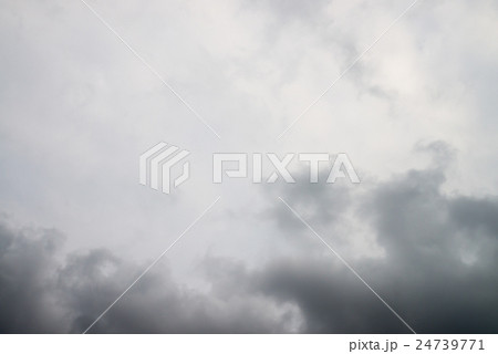 雨雲 暗雲 雨雲 暗雲 24739771