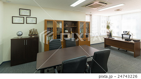 ビジネス オフィスイメージ ビジネス オフィスイメージ 24743226