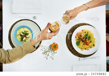 Dinig Dating Couple Chamapagne Celebration Concept Dinig Dating Couple Chamapagne Celebration Concept 24749682