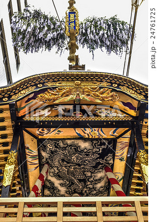 祇園祭　菊水鉾の鉾建て 24761725