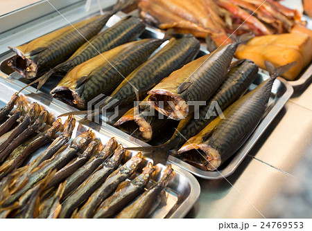 Cured mackerel and other fish in supermarket 24769553