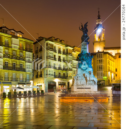 Andre Maria Zuriaren plaza in evening time. Vitoria-Gasteiz 24770164