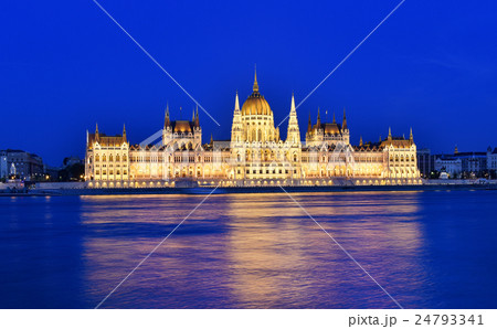 Budapest parliament at blue hour. the Danube river 24793341