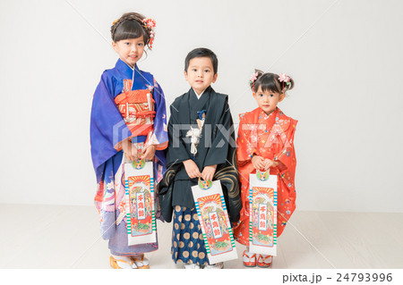 celebration of child's third fifth & seventh yearsの写真素材