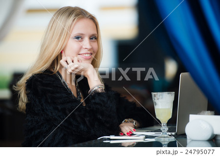 Young gorgeous European woman with pretty face 24795077